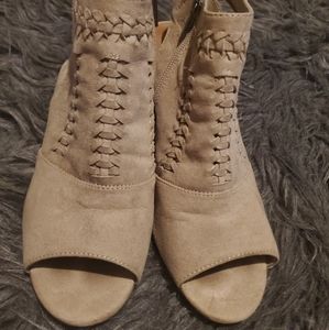 Ruff Hewn Open toed sandals